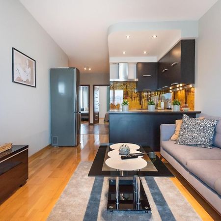 Wola Prime 2-Bedroom Apartment Warsawa Bagian luar foto