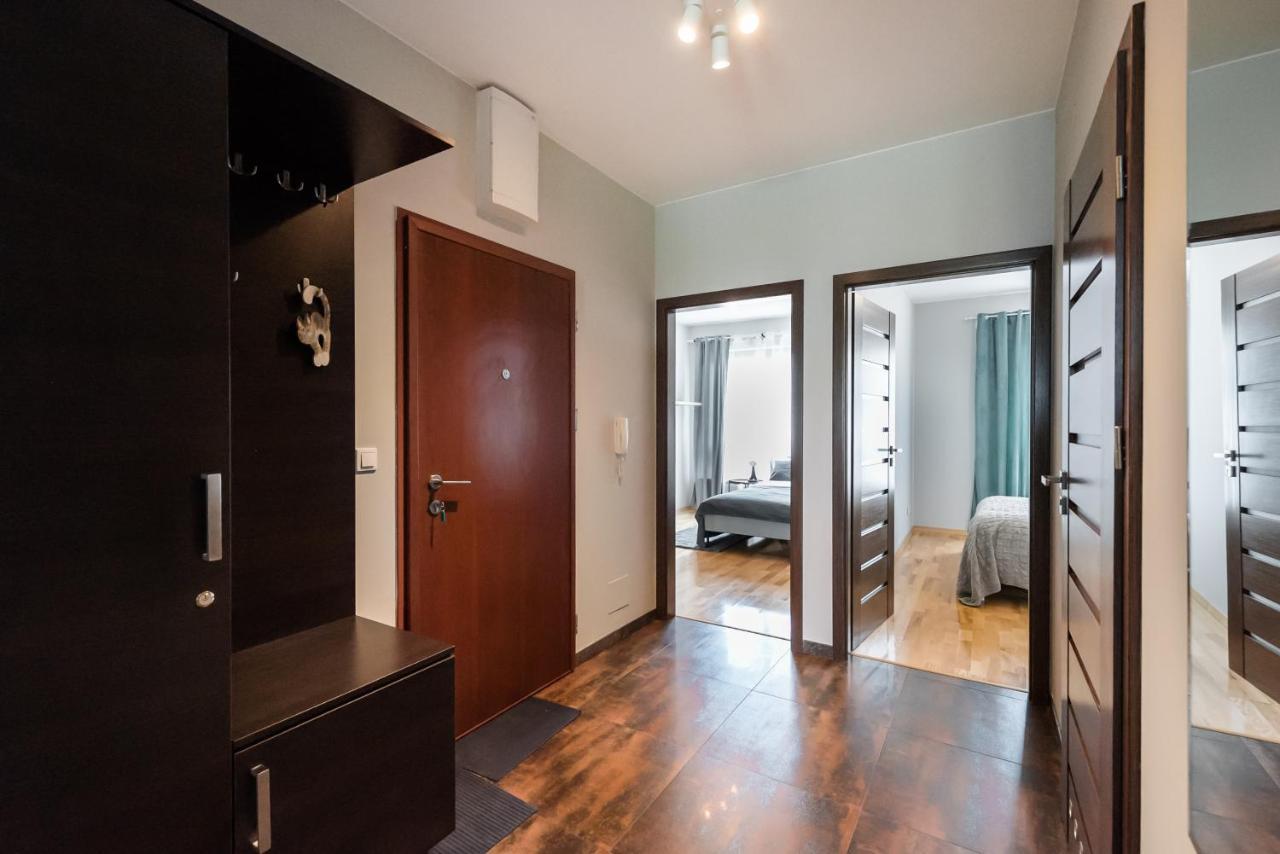 Wola Prime 2-Bedroom Apartment Warsawa Bagian luar foto